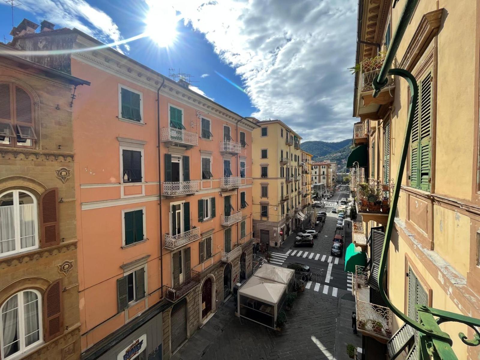 Centrale Ampio Appartamento 5 Minuti Stazione Cinque Terre La Spezia Buitenkant foto