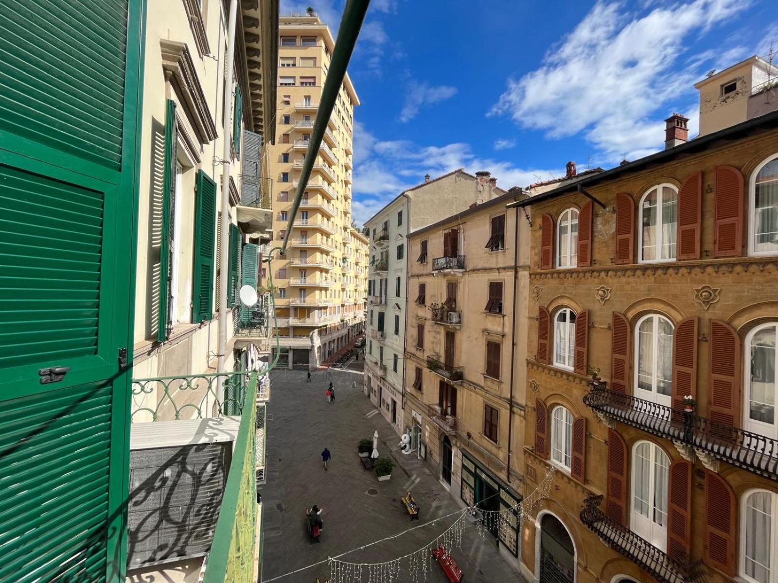 Centrale Ampio Appartamento 5 Minuti Stazione Cinque Terre La Spezia Buitenkant foto
